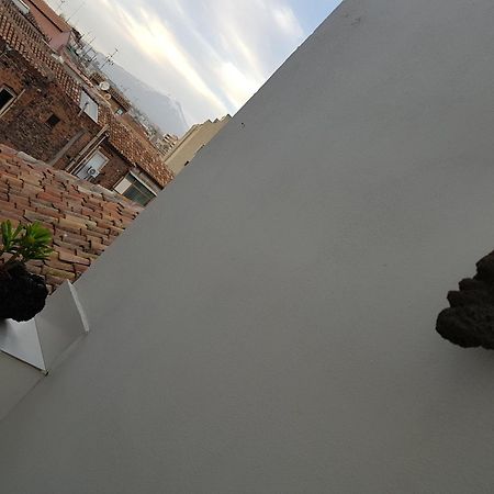 Fera O' Luni Bed and Breakfast Catania Eksteriør billede
