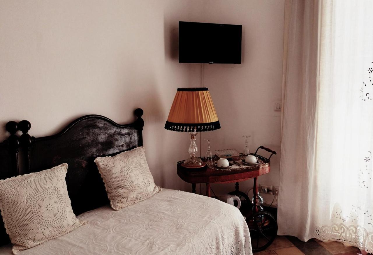 Fera O' Luni Bed and Breakfast Catania Eksteriør billede