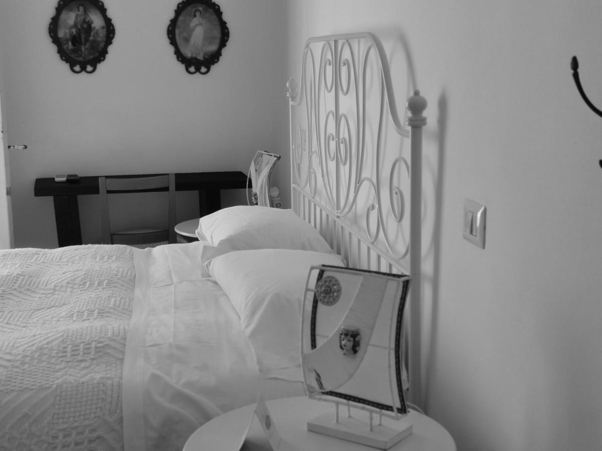 Fera O' Luni Bed and Breakfast Catania Eksteriør billede